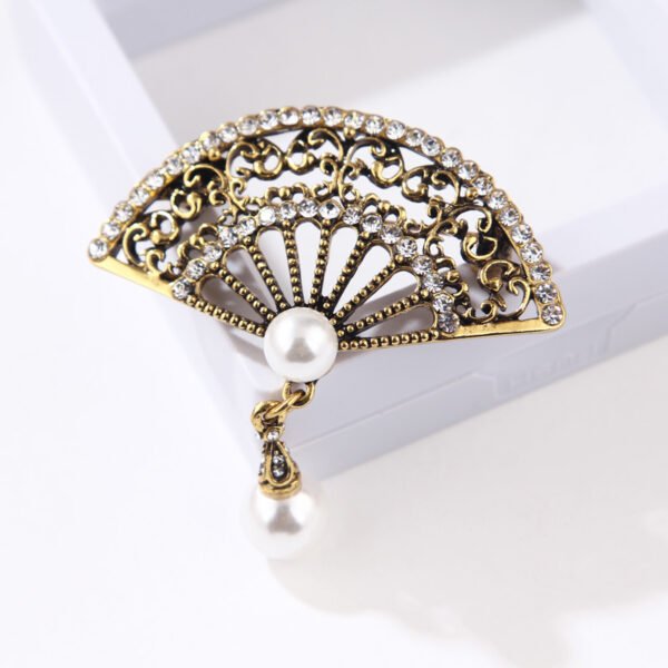 Retro Fan - Shaped Pearl & Zircon Brooch - Image 6