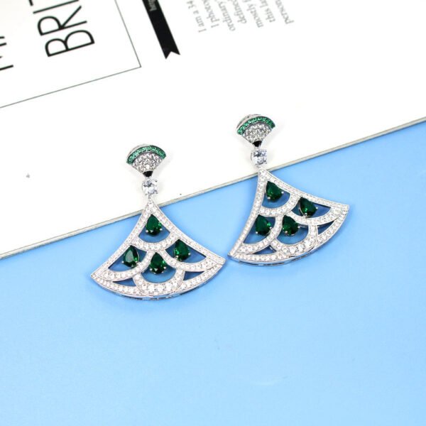 Fan-Shaped Green Zircon Earrings - Image 4