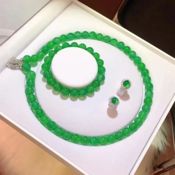 Emperor Green Chalcedony Jewelry Set - Image 2
