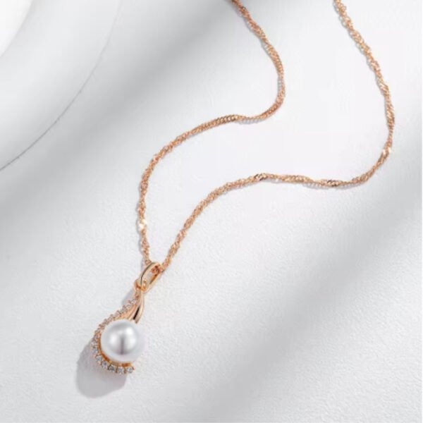 Pearl & Zircon Retro Necklace - Image 4