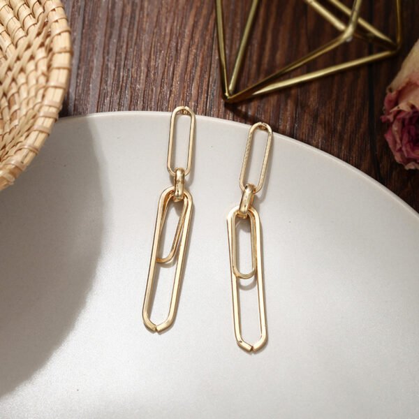 Simple Women’s Vintage Geometric Clip Earrings - Image 2