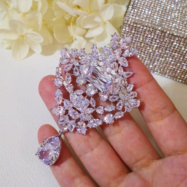 Zircon Water - Drop Pattern Brooch
