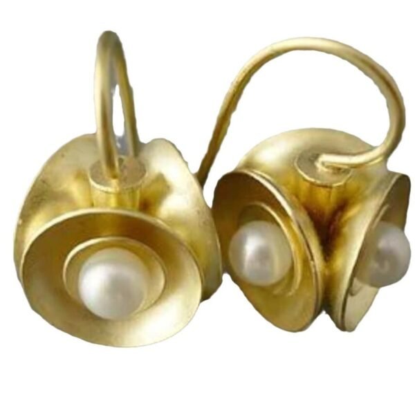 Maillard - Style Lily Pearl Eardrops