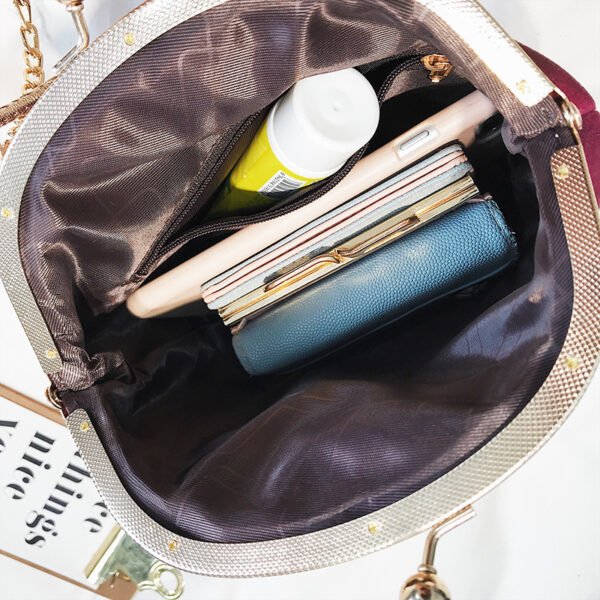 Retro - Style Velvet Shoulder Bag - Image 2