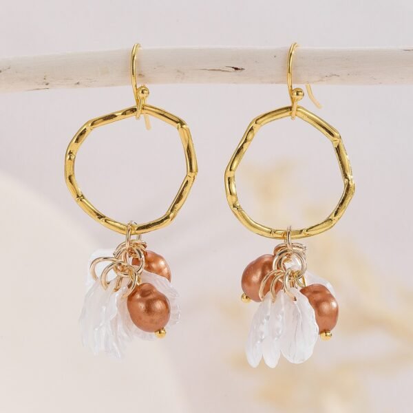 Retro Fashion Ear Hooks - Image 3