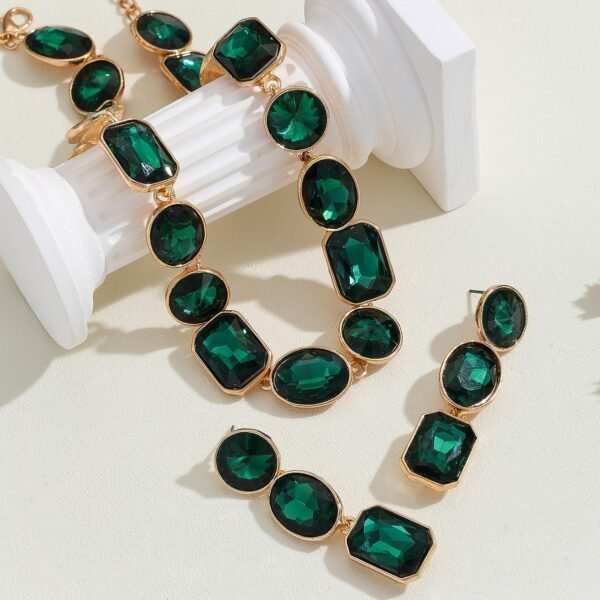 Handmade Vintage Luxury Jewelry for Women - Image 5