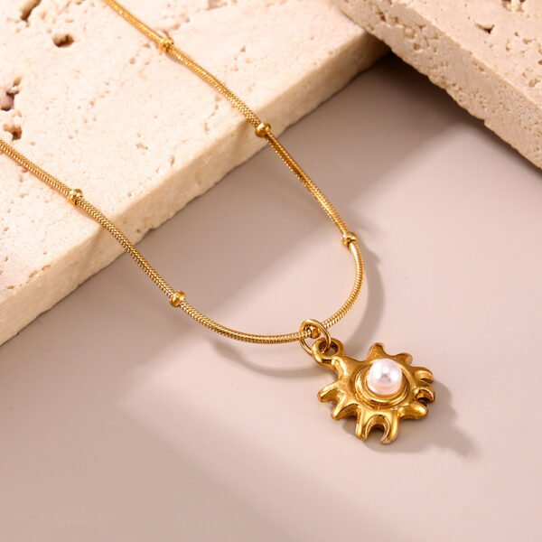 Sunflower Pearls Clavicle Necklace - Image 3