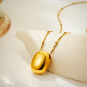 Golden Necklace with Oval Pendant