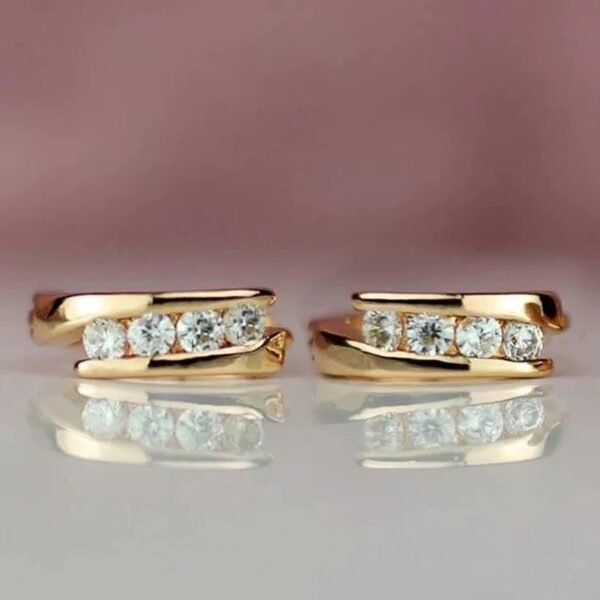 Exquisite Gold Geometric Hoop Earrings - Image 3