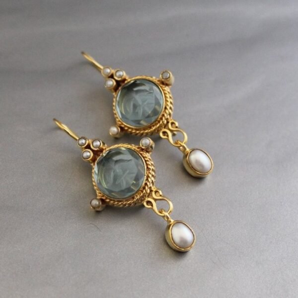 Retro Fashion Creative Earrings