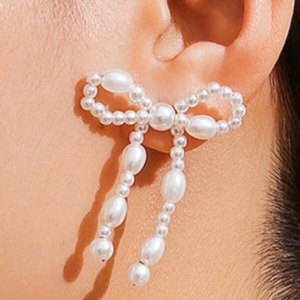 Bow - Shaped Pearl Earrings - Image 4