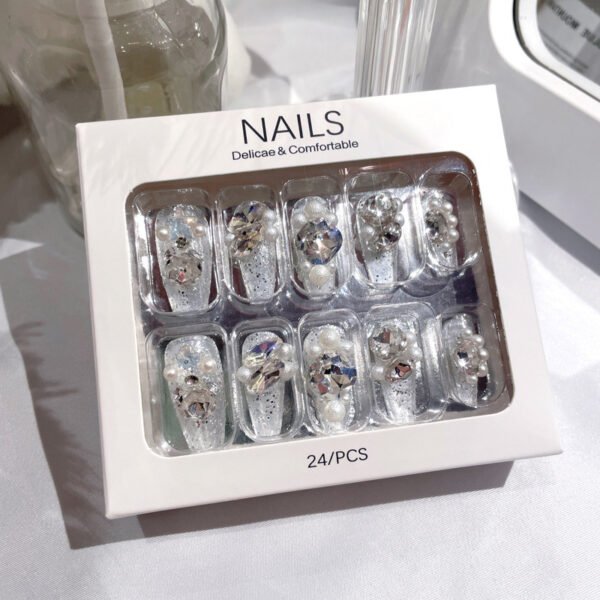 Stick-on Nails with Rhinestones - Image 4