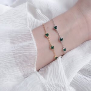 Heart - Shaped Zircon Inlaid Bracelet