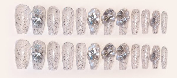 Stick-on Nails with Rhinestones - Image 6