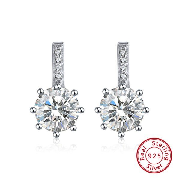 Elegant Lady S925 Sterling Silver Stud Earrings