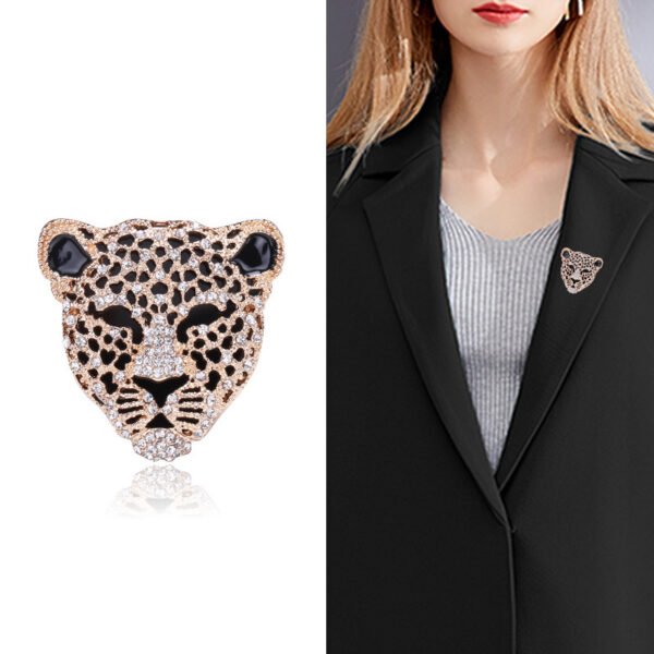 Leopard Head Rhinestone Brooch - Image 3