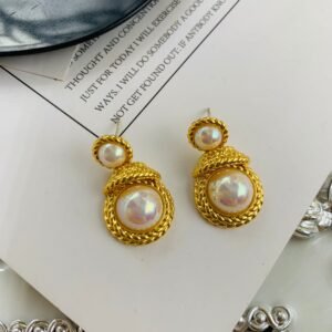 Vintage Pearl Earrings